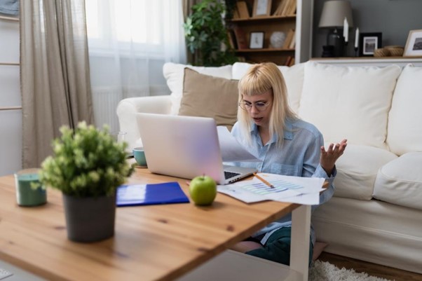 Anxious university applicant misses deadline